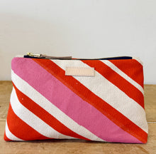 Load image into Gallery viewer, Laura Pouch – Vintage Stripe