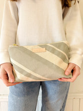 Load image into Gallery viewer, Laura Pouch – Vintage Stripe