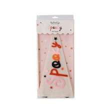 Load image into Gallery viewer, PUM1015 - Hey Pumpkin Felt Penn