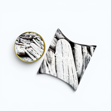 Load image into Gallery viewer, DRIFT Solid Cologne • Sun-Bleached Driftwood, Salt & Amber