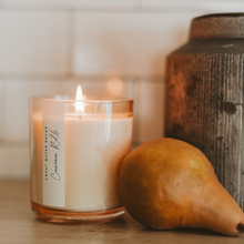 Load image into Gallery viewer, Cinnamon Rolls 12 oz Candle - Fall Decor and Gifts
