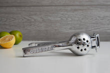 Load image into Gallery viewer, Aluminum Hand Juicer
