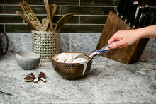 Load image into Gallery viewer, 8.25" Blue Ice Cream Scoop

