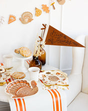 Load image into Gallery viewer, AGT1215 - Acorns Give Thanks Felt Pennant
