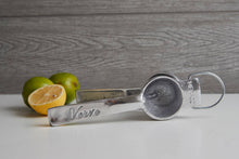 Load image into Gallery viewer, Aluminum Hand Juicer
