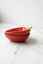 Load image into Gallery viewer, Mini Strawberry Plate
