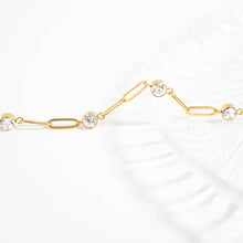 Load image into Gallery viewer, 18K Gold PVD Station Stone Stone Paperclip Chain Bracelet
