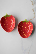 Load image into Gallery viewer, Mini Strawberry Plate
