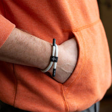 Load image into Gallery viewer, GOT YOUR BACK, Christian Cord Bracelet
